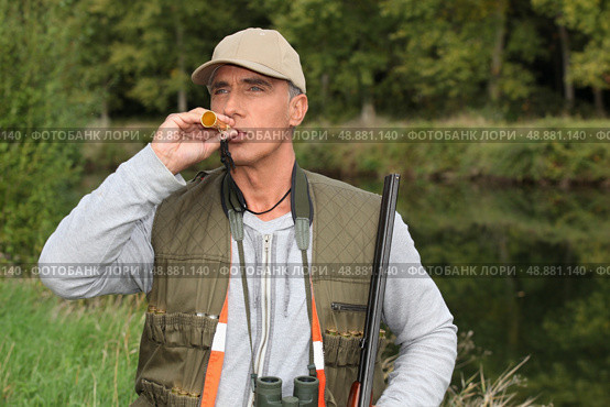 portrait of a hunter. Стоковое фото, агентство Ingram Publishing / Фотобанк Лори