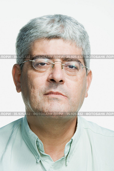 Portrait of a mature adult man. Стоковое фото, фотограф Shannon Fagan / Ingram Publishing / Фотобанк Лори