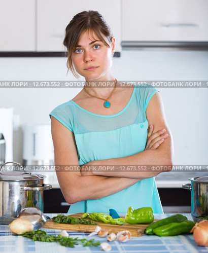 Portrait of tired woman at kitchen. Стоковое фото, фотограф Яков Филимонов / Фотобанк Лори