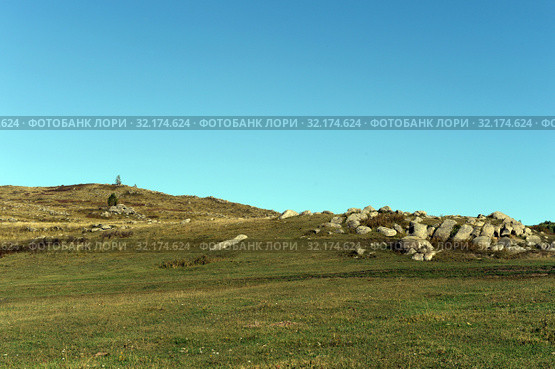 Предгорья Алтайских гор. Стоковое фото, фотограф Free Wind / Фотобанк Лори