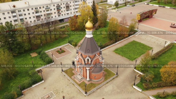 Приход во имя Святого Апостола и евангелиста Иоанна Богослова Екатеринбургсокй Епархии Русской православной церкви в Краснотурьинске. Свердловская область. Россия (2019 год). Стоковое видео, видеограф Евгений Ткачёв / Фотобанк Лори