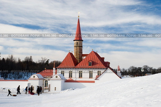 Приоратский дворец. Гатчина (2013 год). Редакционное фото, фотограф Александр Щепин / Фотобанк Лори