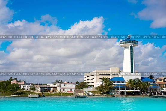 Puerto Juarez in Cancun at Riviera Maya of Mexico port control tower. Стоковое фото, агентство Ingram Publishing / Фотобанк Лори
