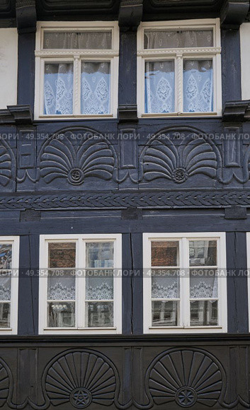 Quedlinburg city facades in Harz Germany. Quedlinburg city facades in Harz of Saxony Anhalt Germany. Стоковое фото, агентство Ingram Publishing / Фотобанк Лори