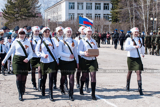 Районный конкурс среди школ,посвящённый  Победе в Великой Отечественной войне.Медсёстры. (2010 год). Редакционное фото, фотограф Роман Фомин / Фотобанк Лори