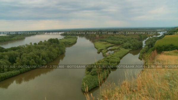 Разлив реки. Стоковое видео, видеограф Игорь Тирский / Фотобанк Лори