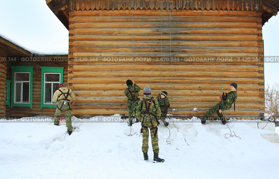 Разминка и настройка (2012 год). Редакционное фото, фотограф Анатолий Матвейчук / Фотобанк Лори