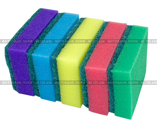 Разноцветные кухонные губки для очистки на белом фоне. Kitchen sponges. Стоковое фото, фотограф Татьяна Д / Фотобанк Лори