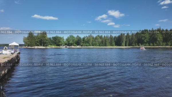 Relaxing summer day on the Vyborg Bay of the Gulf of Finland - Vyborg, Russia, July 15, 2025. Редакционное видео, видеограф Наталия Попова / Фотобанк Лори