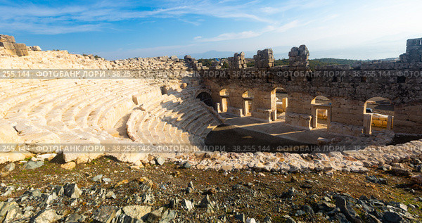 Remains of Odeon at archaeological site of ancient settlement of Kibyra, Turkey. Стоковое фото, фотограф Яков Филимонов / Фотобанк Лори