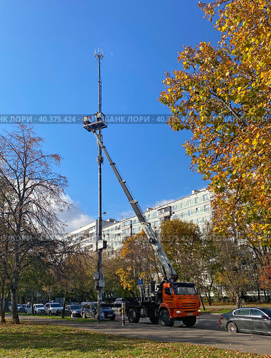 Ремонт базовой станции связи, Москва (2022 год). Редакционное фото, фотограф Мария Кылосова / Фотобанк Лори
