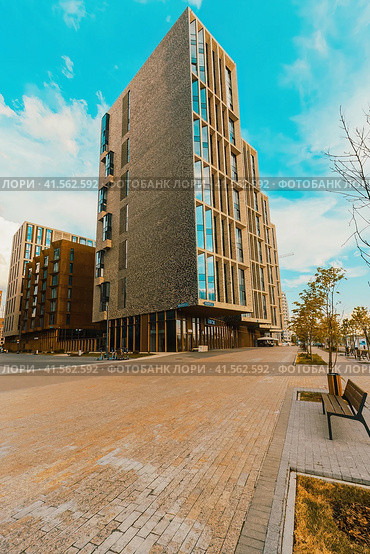 Residential complex on Marc Chagall embankment. Modern apartment complex ZILART. Редакционное фото, фотограф Константин Григорьев / Фотобанк Лори