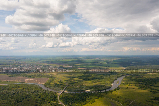 Республика Мордовия. Река Сура и село Большие Березники (2023 год). Стоковое фото, фотограф Александр Манзюк / ТАСС / Фотобанк Лори