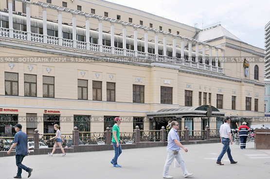 Ресторан "Прага" на Арбате в Москве (2015 год). Редакционное фото, фотограф stargal / Фотобанк Лори