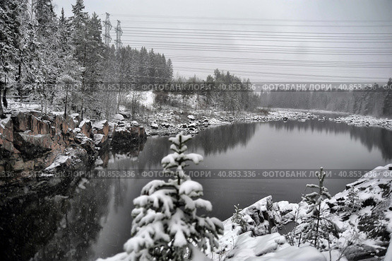 River Canyon and rocks in winter. Стоковое фото, фотограф Анна Кривицкая / Фотобанк Лори