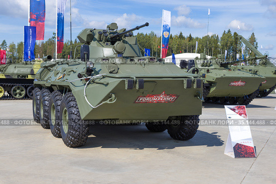 Российский бронетранспортер БТР-82А - экспонат  международного военного форума "Армия-2020". Парк Патриот. Редакционное фото, фотограф Виктор Карасев / Фотобанк Лори