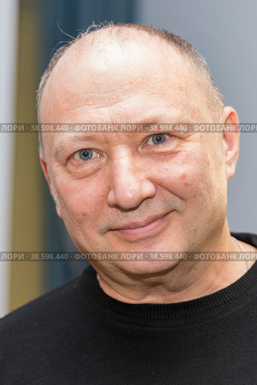 Россия. Санкт-Петербург. Юрий Гальцев. Художественный руководитель Театра Эстрады имени Аркадия Райкина, актер Юрий Гальцев. Russia. Saint-Petersburg. Yuri Galtsev. Artistic director of the Arkady Raikin Variety Theater, actor Yuri Galtsev. (2019 год). Редакционное фото, фотограф Алексей Смышляев / Фотобанк Лори