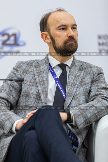 Россия. Сочи. Александр Сафонов, вице-президент по развитию, Сколковский институт науки и технологий (СколТех). Конгресс молодых ученых. Russia. Sochi. Alexander Safonov, Vice President for Development, Skolkovo Institute of Science and Technology (Skoltech). Congress of Young Scientists. (2021 год). Редакционное фото, фотограф Алексей Смышляев / Фотобанк Лори