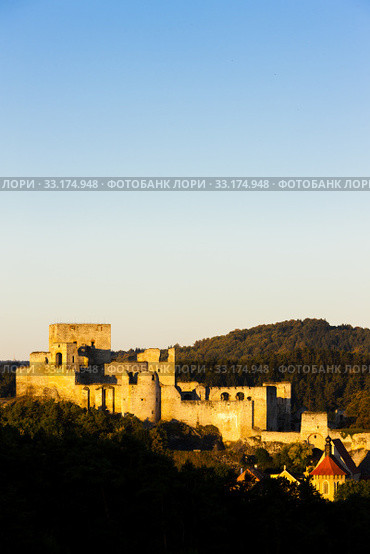 ruins of Rabi Castle, Czech Republic. Стоковое фото, фотограф Richard Semik / PantherMedia / Фотобанк Лори