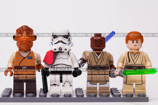RUSSIA, May 16, 2018. Constructor Lego Star Wars. Various mini-figures from different episodes of the saga. Редакционное фото, фотограф Андрей Аркуша / Фотобанк Лори