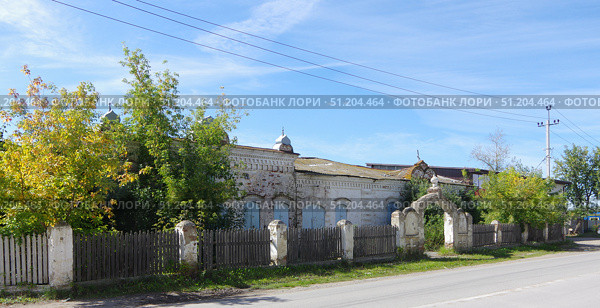 "Ряды торговые". Курганская область, город Катайск, улица Советская, 42. Редакционное фото, фотограф Алексей Иванов / Фотобанк Лори