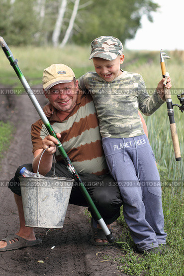 Рыбаки (2011 год). Редакционное фото, фотограф Дмитрий Неумоин / Фотобанк Лори