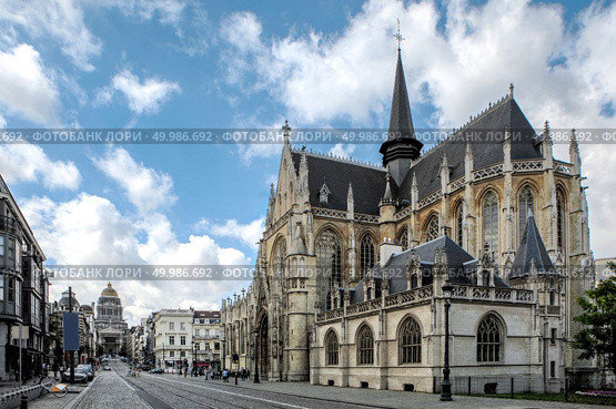 Saint Peter’s church in Leuven, Flanders, Brussels Belgium. Saint Peter’s church in Leuven, Flanders. Стоковое фото, агентство Ingram Publishing / Фотобанк Лори