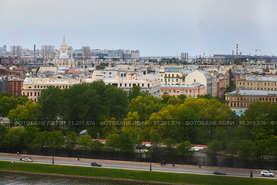 SAINT PETERSBURG, RUSSIA - MAY 27, 2021: The city center on the Petrograd side from a high point. Редакционное фото, фотограф Наталия Кирсанова / Фотобанк Лори
