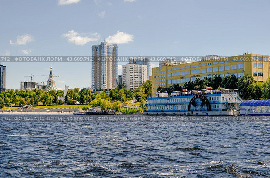Самара пристань Кинап, ул. Лесная, набережная, кафе Скрябин (2024 год). Редакционное фото, фотограф Ольга Коркина / Фотобанк Лори