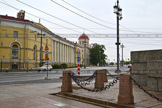 Санкт-Петербург. Бывшее здание Северного пакгауза Биржи (2023 год). Стоковое фото, фотограф Александр Тараканов / Фотобанк Лори