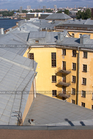 Санкт-Петербург, крыши домов на Васильевском острове (2008 год). Стоковое фото, фотограф Андрюхина Анастасия / Фотобанк Лори