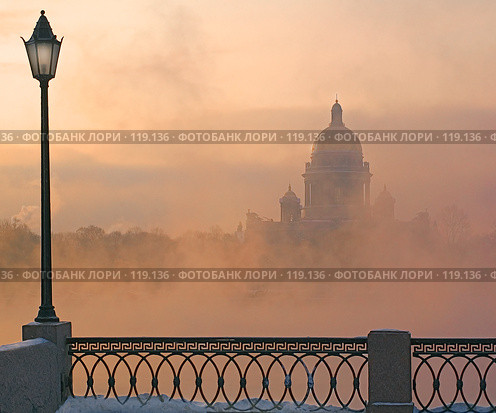 Санкт-Петербург. Зимняя Нева. Исаакиевский собор (2006 год). Стоковое фото, фотограф Александр Алексеев / Фотобанк Лори