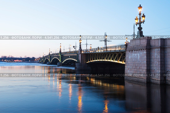 Санкт-Петербург.Вид на Троицкий мост (2013 год). Стоковое фото, фотограф Литвяк Игорь / Фотобанк Лори