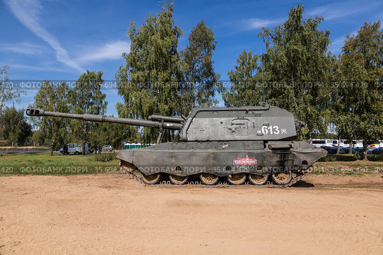 Self-propelled artillery installation 2S19M "Msta-S" after the demonstration program. International Military Forum "Army-2020". Moscow region, Russia. Редакционное фото, фотограф Наталья Волкова / Фотобанк Лори
