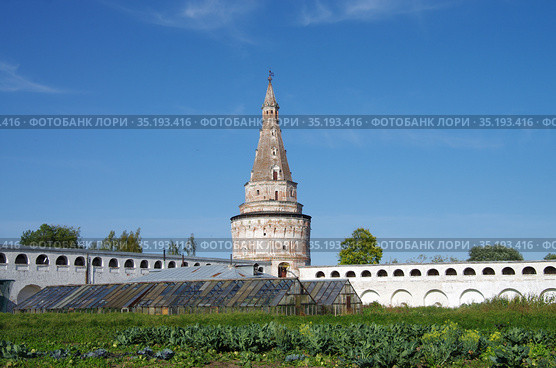 Село Теряево, Волоколамский городской округ, Московская область, Свято-Успенский Иосифо-Волоцкий ставропигиальный мужской монастырь (2020 год). Стоковое фото, фотограф Natalia Sidorova / Фотобанк Лори