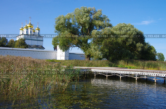Село Теряево, Волоколамский городской округ, Московская область, Свято-Успенский Иосифо-Волоцкий ставропигиальный мужской монастырь (2020 год). Стоковое фото, фотограф Natalia Sidorova / Фотобанк Лори