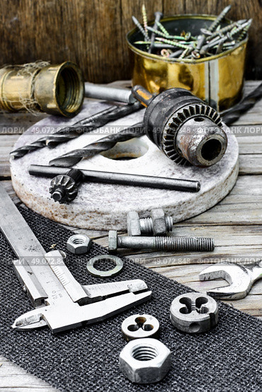 Set of work measurement,isibonisi and fastening tools. Стоковое фото, агентство Ingram Publishing / Фотобанк Лори