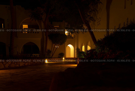 Sharm El Sheikh, Egypt - November 15, 2024: Domina Coral Bay all inclusive beach hotel. Red Sea. Редакционное фото, фотограф Григорий Стоякин / Фотобанк Лори