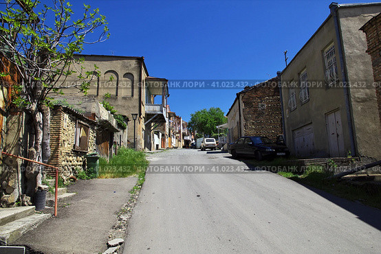 Signagi, Georgia - 05 May 2013: The street in Signagi city, Georgia. Редакционное фото, фотограф Сергей Стрелков / Фотобанк Лори