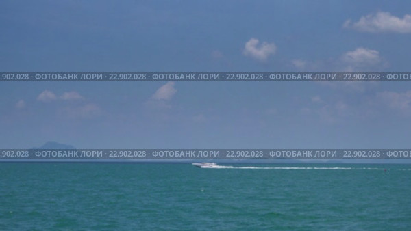 Скоростная лодка в Андаманском море. Стоковое видео, видеограф Михаил Коханчиков / Фотобанк Лори