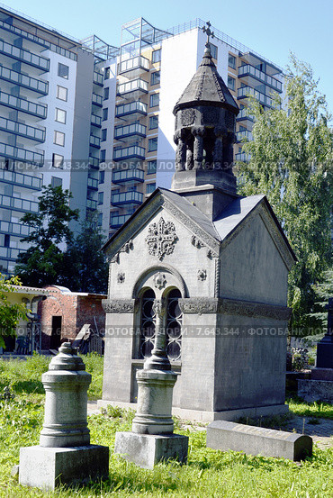 Смоленское армяно-григорианское кладбище, Санкт-Петербург (2015 год). Стоковое фото, фотограф Надежда Голиняк / Фотобанк Лори