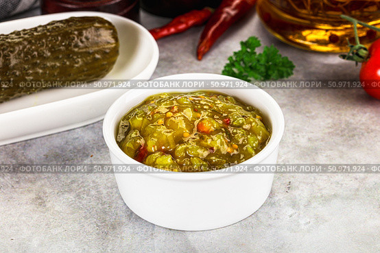 Souce gherkin relish with marinated cucumbers. Стоковое фото, фотограф Андрей Старостин / Фотобанк Лори