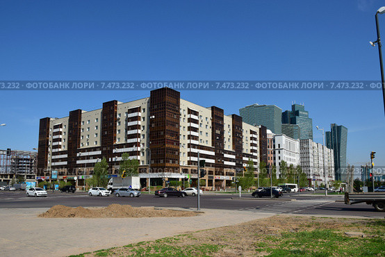 Современное жилое здание в Астане (2015 год). Редакционное фото, фотограф Вячеслав Евсеев / Фотобанк Лори