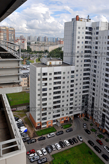 Современный жилой  комплекс «Ozerki Style Tower» (Озерки Стайл Тауэр)  в Выборгском районе г.Санкт-Петербурга (2024г.) Редакционное фото, фотограф Вера Смолянинова / Фотобанк Лори