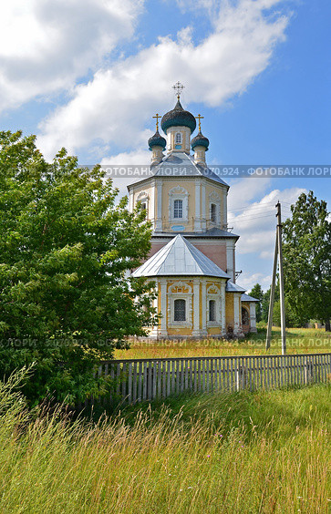 Спасо-Преображенская церковь 1756-1770гг. Тверскакя область, с.Рогожа. Стоковое фото, фотограф Елена Коромыслова / Фотобанк Лори
