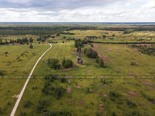 Сретенско-Михайловская церковь в Красной Ляге. Россия, Архангельская область, Каргопольский район (2021 год). Стоковое фото, фотограф Яковлев Сергей / Фотобанк Лори