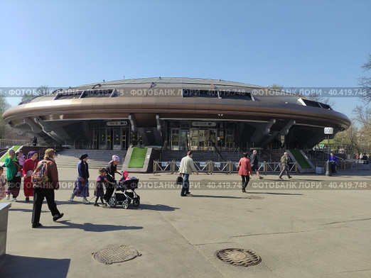 Станция "Горьковская" Санкт-Петербуржского метрополитена (2023 год). Редакционное фото, фотограф Жигалов Евгений Павлович / Фотобанк Лори