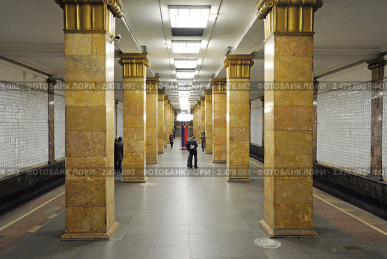 Станция метро "Парк культуры" (2011 год). Редакционное фото, фотограф Владимир Горощенко / Фотобанк Лори