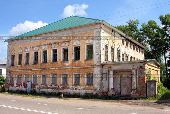 Старинная усадьба по улице Б. Пролетарская (2012 год). Стоковое фото, фотограф ElenArt / Фотобанк Лори