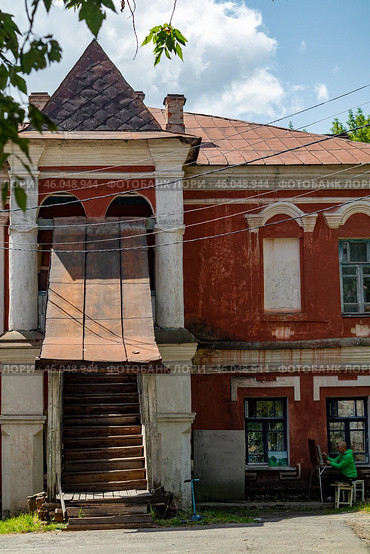 Старый дом. Калуга. (2020 год). Редакционное фото, фотограф Василий Мальцев / Фотобанк Лори